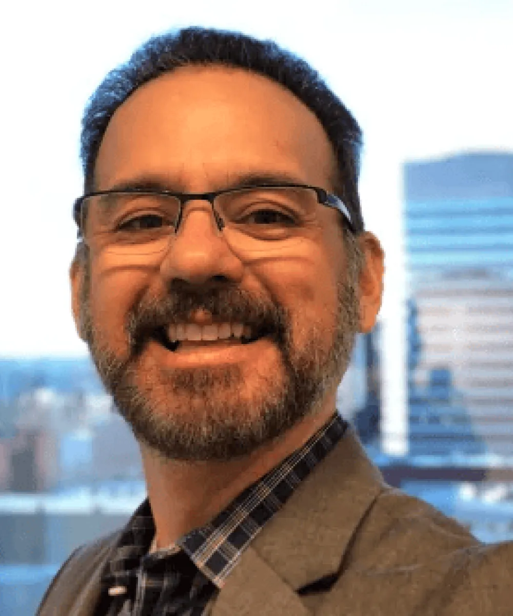 Christopher | Financial Planner | Interactive Wealth Advisors